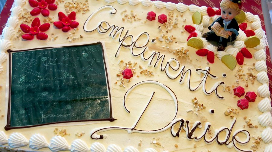 Torta laurea personalizzata - laurea in ingegneria - bergamo